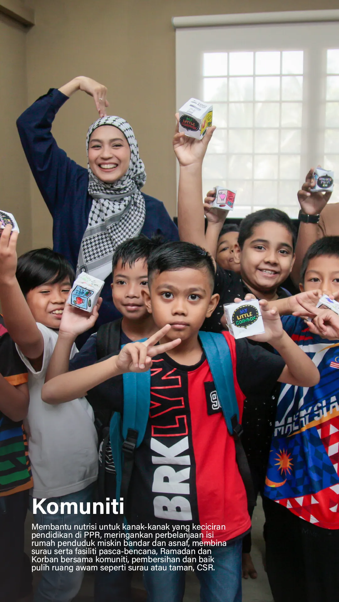 Website MVM Smartphone Slide Komuniti.jpg